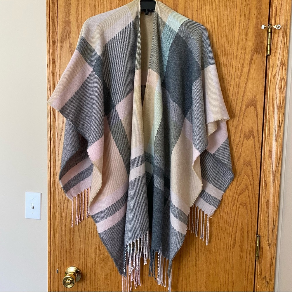 Charming Charlie Shawl
